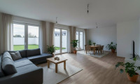 Haus - 2201, Gerasdorf bei Wien - Perfekt für Familien: Exklusives Einfamilienhaus mit uneinsehbaren Garten & Schnellbahn ums Eck - Ruhe, Sonne, Platz!