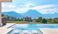 Haus - 4813, Altmünster - Exklusive Villa mit traumhaftem Traunsee- und Panoramablick in Altmünster