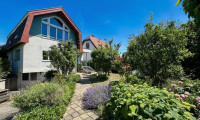Haus - 2201, Gerasdorf - gepflegtes Haus für kleine Familie in U-Bahn Nähe