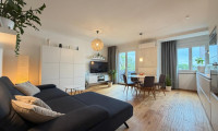 Wohnung - 2320, Schwechat - Modernisierte 2-Zimmer-Wohnung mit zwei Loggien | Klimaanlage | gepflegter Zustand