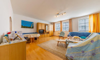 Wohnung - 2020, Hollabrunn - WOHNEN IM ZENTRUM! GERÄUMIGE 2 ZIMMER WOHNUNG MIT 81 m² WOHNFLÄCHE!