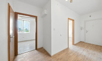 Wohnung - 2020, Hollabrunn - DIE GELEGENHEIT! ALS ANLAGE ODER ZUR EIGENNUTZUNG!  Zentral gelegene 3-Zimmer-Wohnung in Bahnhofsnähe!