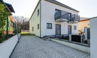 Haus - 2011, Sierndorf - Schlüsselfertige Neubau-Doppelhaushälfte in Baumeisterqualität nahe Wien!