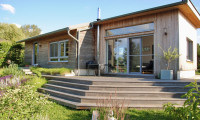 Haus - 2491, Steinbrunn - DIREKT AM SEE. MODERN. BESONDERS! Hochwertiger Bungalow in idyllischer Lage