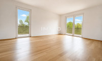 Wohnung - 1210, Wien - GARTENTRAUM im Hirschfeld: 4-Zimmer-Erstbezug mit ca. 240 m² Privatgarten & 31 m² Terrasse