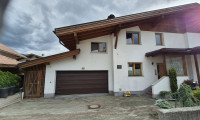 Haus - 6134, Vomp - Doppelhaushälfte in Vomp:,Garten, Balkon, Terrasse, Garage – Ihr Traumhaus wartet!