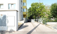 Immobilie - 1170, Wien - DORNBACHER STRASSE - GARAGENSTELLPLATZ / NÄHE KRANKENHAUS GÖTTLICHER HEILAND
