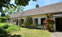 Haus - 2070, Kleinriedenthal - Ländlich wohnen, großzügig leben: Haus mit Garten, Werkstatt & Weinkeller in Kleinriedenthal