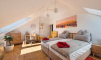 Wohnung - 8010, Graz - Im Herzen der Grazer Altstadt: Traumhaft schöne Dachgeschoßwohnung mit Klimaanlage in bester Innenstadtlage: 3 Zimmer, 89m², Terrasseneinschnitte sind genehmigt und geplant!