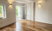 Haus - 7540, Güssing - Hübsches Haus mit Garten in Güssing zum Fertigstellen