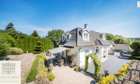 Haus - 3400, Klosterneuburg - Wunderschöne Landhausstil-Villa eingebettet in einem idyllischen Gartenparadies mit Schwimmteich