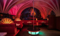 Gastgewerbe - 4400, Steyr - Konzessioniertes Etablissement | Gebäude 1477 | Kreuzgewölbe-Bar | 11 Zimmer | Sofort betriebsbereit | Steyr, OÖ