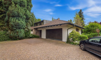 Haus - 6890, Lustenau - Exklusive Villa mit privatem Wellness- und Indoor-Poolbereich auf parkähnlichem Grundstück in Lustenau