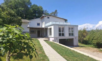 Haus - 3032, Eichgraben - Großzügiges Einfamilienhaus in traumhafter Aussichtslage mit Wald und großem Baugrund in Eichgraben