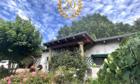 Haus - 7542, Rehgraben - Exklusiver Architektenbungalow mit traumhafter Landschaftsgestaltung in südburgenländischer Toskana gelangt zum Verkauf!