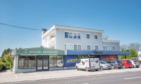 Büro / Praxis - 4663, Laakirchen - 360 m² Büroflächen + 183 m² Lagerflächen direkt an den B144