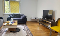 Wohnung - 1210, Wien - Vermietet bis Juni 2028: sanierte 2-Zimmer Wohnung mit durchdachtem Grundriss sowie separatem Bad und WC.
