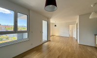 Wohnung - 1160, Wien - Neuwertige 2-Zimmer-Wohnung mit Balkon und Ausblick Richtung Wilhelminenberg