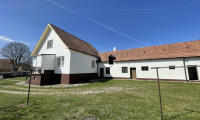 Haus - 7022, Schattendorf - EHEMALIGES GEHÖFT MIT GROSSEM GARTEN, SCHEUNE UND NEBENGEBÄUDEN/GARAGEN!