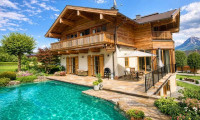 Haus - 9220, Velden am Wörthersee - FASZINIERENDES CHALET IN RUHEOASE /  VELDEN AM WÖRTHERSEE
