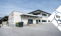 Halle / Lager / Produktion - 6300, Wörgl - Moderne Geschäftsfläche mit großzügigem Lager zu mieten!