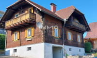 Haus - 8605, Kapfenberg - EINZIGARTIGE GELEGENHEIT IN KAPFENBERG SAN.BED. HOLZBLOCKHAUS  MIT SCHÖNEM GRUND UND FERNBLICK UM € 175.000,--