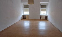 Wohnung - 8020, Graz - Sonnige, günstige Kleinwohnung mit Küchenblock, Badezimmer mit Dusche, WC und Möglichkeit eines PKW Abstellplatzes!