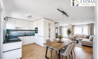 Wohnung - 1070, Wien - Exklusive, sehr gepflegte und sanierte 3-4-Zimmer-Dachgeschosswohnung mit zwei Terrassen und einzigartigem Weitblick, Top Infrastruktur!