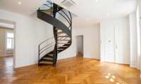 Wohnung - 1090, Wien - Erstbezug - Exklusive Altbauwohnung mit 125 m² Dachterrasse und Garage im Servitenviertel