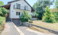 Haus - 8041, Graz - Ein Haus mit Potenzial auf rund 1.164 m² Grund mitten in Graz.