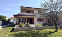Haus - 7100, Neusiedl am See - Mediterranes Wohnambiente in Top Lage in Neusiedl am See - Exklusives Wohnen mit Stil, Komfort und Lebensqualität - mit Dichtbetonkeller!