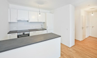 Wohnung - 2000, Stockerau - Wohnvergnügen pur: Stilvolle 3-Zimmer-Wohnung mit Loggia | gekühlt
