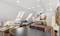 Wohnung - 1100, Wien - Über den Dächern von Wien: 2,5-Zimmer-Maisonette mit Sonnenterrasse, U1 Troststraße