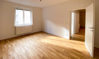 Wohnung - 1100, Wien - Sanierte 2 1/2 Zimmer auf 77,5m² I gute Lage und Anbindung