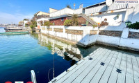 Haus - 1220, Wien - Neuer Preis!! Donau-Juwel direkt am Wasser mit privatem Bootsanlegeplatz
