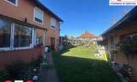 Haus - 2231, Strasshof an der Nordbahn - Stilvolles Zweifamilienhaus mit großem Privatgarten – Großzügiges Wohnen auf zwei Ebenen