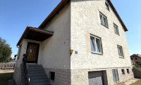 Haus - 3133, Traismauer - Großzügiges Haus in Traismauer mit Garten, Balkon & Garage – renovierungsbedürftig!