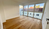 Wohnung - 1100, Wien - Erstbezug in unmittelbarer Nähe zur U1! Tolle 2 Zimmer Balkonwohnung (5. Liftgeschoss) mit Weitblick und hochwertiger Ausstattung!