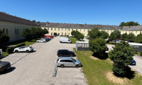 Wohnung - 4600, Wels - Wohnen in den DRAGONERHÖFEN von Wels - gepflegte 1-Zimmer Wohnung mit Abstellraum und modernem Badezimmer (inkl. Wanne)! Verfügbar ab 01.09.2026!