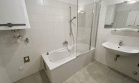 Wohnung - 8010, Graz - 2-Zimmer-Dachgeschosswohnung in Innenstadtlage