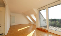 Wohnung - 2320, Schwechat - Panorama Aussicht auf einen Park - DG Wohnung in einer tollen Lage!