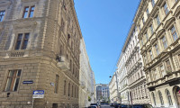 Büro / Praxis - 1030, Wien - 5 Zimmer – schöne Altbau Wohnung - Lift