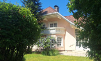 Haus - 9201, Krumpendorf - 360 TOUR / Besonders charmante, gepflegte Einfamilienvilla in bester Lage von Krumpendorf am Wörthersee