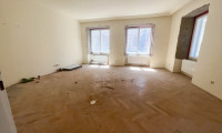 Wohnung - 1090, Wien - Charmante 4-Zimmer Altbauwohnung im begehrten Servitenviertel – Ihr Traum vom individuellen Wohnen im 9. Bezirk