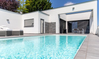 Haus - 7350, Oberpullendorf - +++Exklusiver Design-Bungalow mit Salzwasser-Pool und Panoramablick über Oberpullendorf!+++