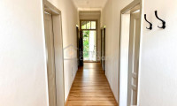 Haus - 2291, Lassee - Geräumiges 4-Zi-Haus in Lassee mit Garten, Parkplatz & Einbauküche – Miete €1.100