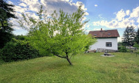 Haus - 3003, Gablitz - Liebenswerter (Klein-) Familienwohnsitz auf ebenem, bezaubernden Grundstück in ruhiger, begehrter Siedlungslage