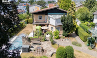 Haus - 1230, Wien - Einfamilienhaus mit Salzwasserpool, Wintergarten, Garage und zwei Carports