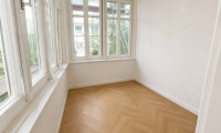 Wohnung - 1180, Wien - Schöne 3-Zimmer-Wohnung mit verglaster Innenhof-Loggia in exklusiver Lage in Wien Gersthof!