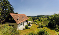 Haus - 8472, Graßnitzberg - Südsteirische Alleinlage umgeben von Weinbergen mit traumhaftem Panorama!